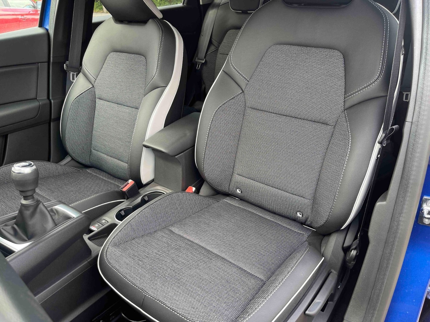 Used Renault Captur for sale - 77145315: Photo 31