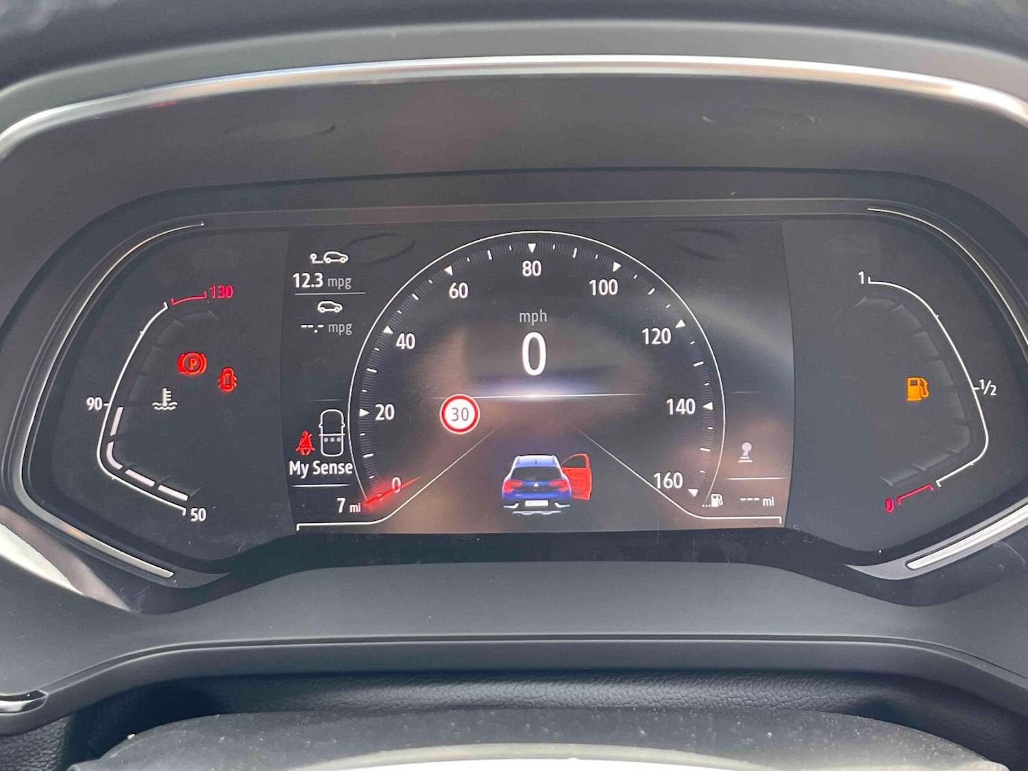 Used Renault Captur for sale - 77145315: Photo 37