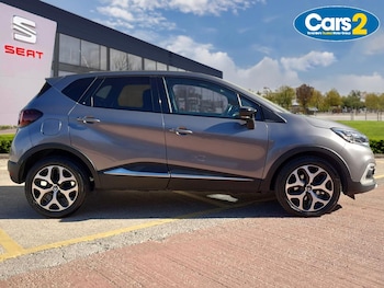 Used Renault Captur 2018 for sale - 76044282: Photo