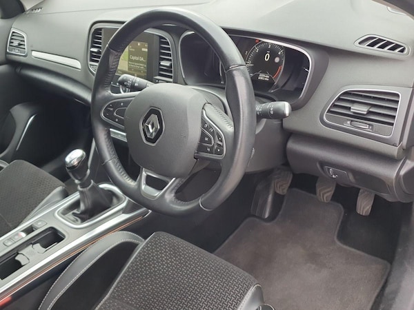 Used Renault Megane 2017 for sale - 76203833: Photo 10