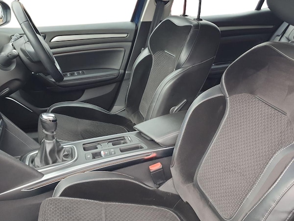 Used Renault Megane 2017 for sale - 76203833: Photo 16