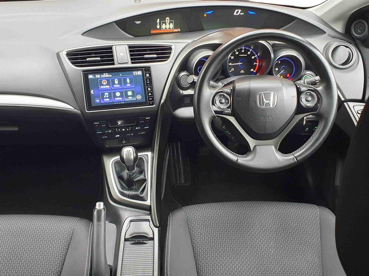 Used Honda Civic 2016 for sale - 76888698: Photo 11