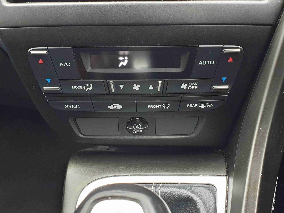 Used Honda Civic 2016 for sale - 76888698: Photo 26