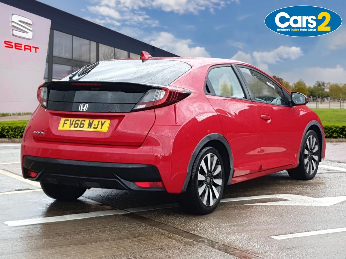 Used Honda Civic 2016 for sale - 76888698: Photo 3