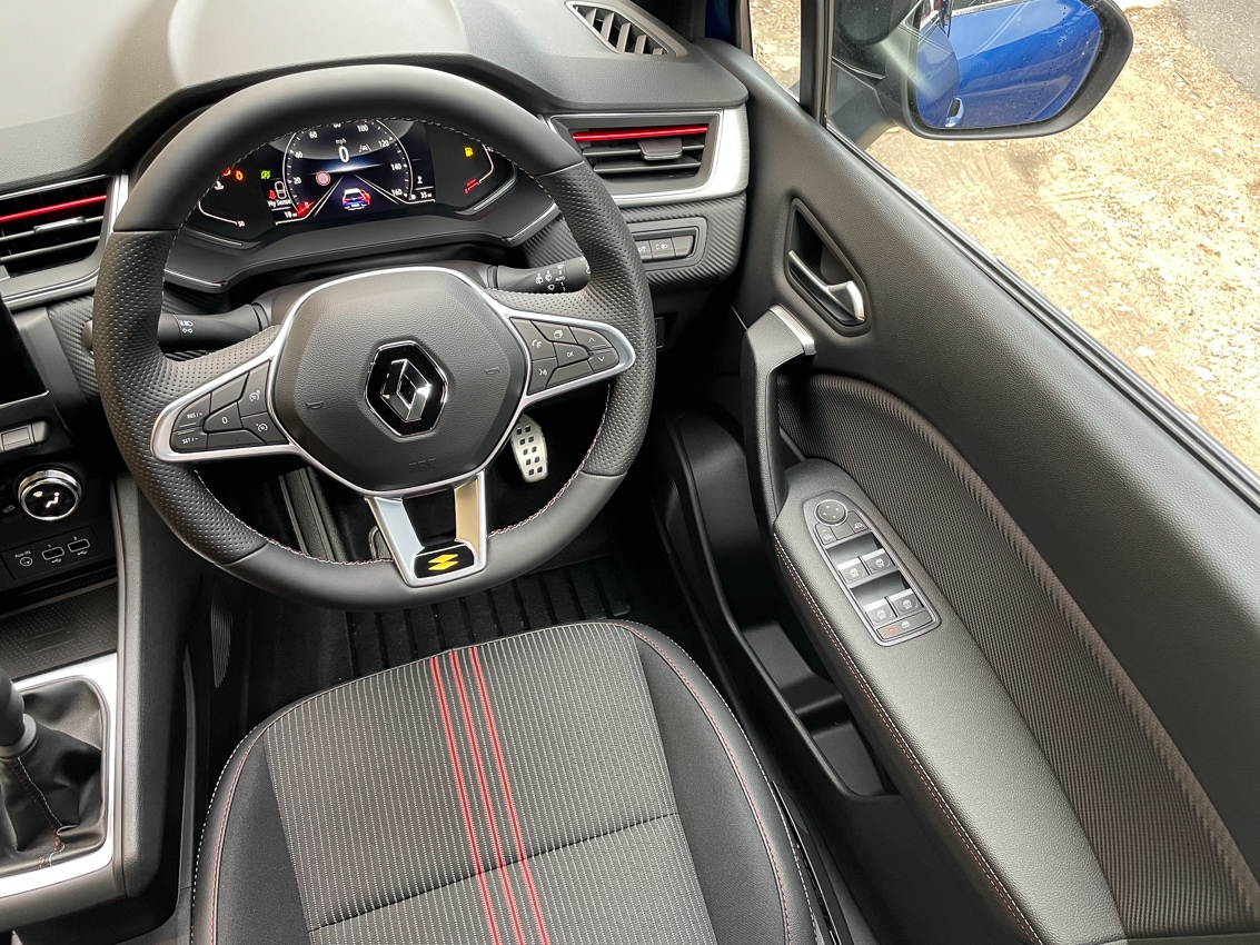 Used Renault Captur for sale - 76623114: Photo 11