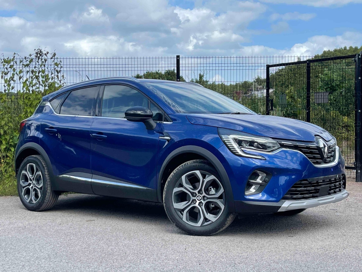 Used Renault Captur for sale - 76623114: Photo 22