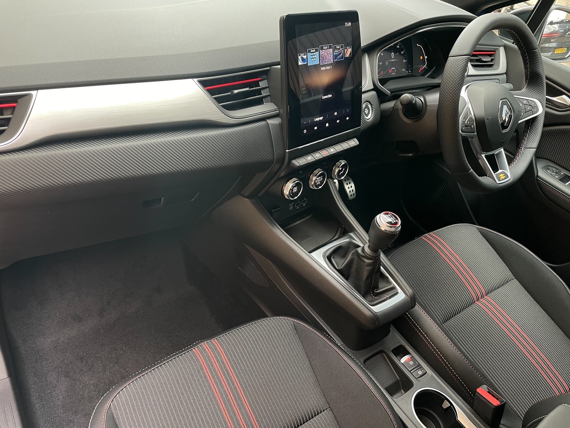 Used Renault Captur for sale - 76623114: Photo 3