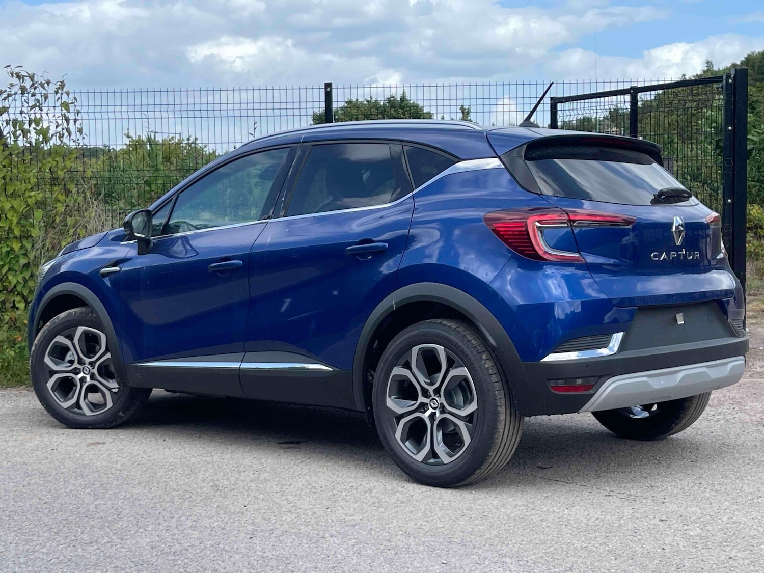 Used Renault Captur for sale - 76623114: Photo 38