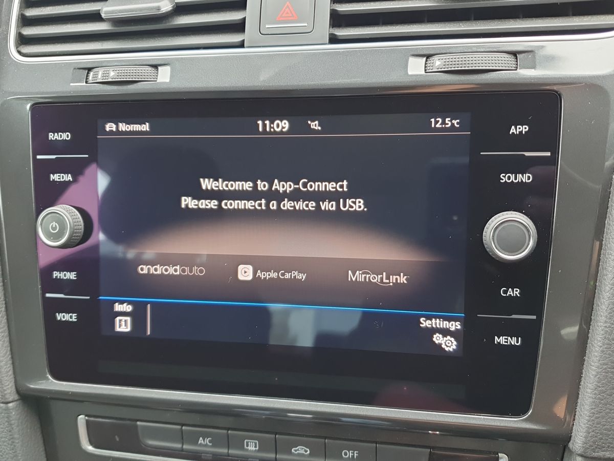 Used Volkswagen Golf 2017 for sale - 76297354: Photo 22