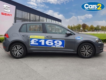 Used Volkswagen Golf 2017 for sale - 76297354: Photo