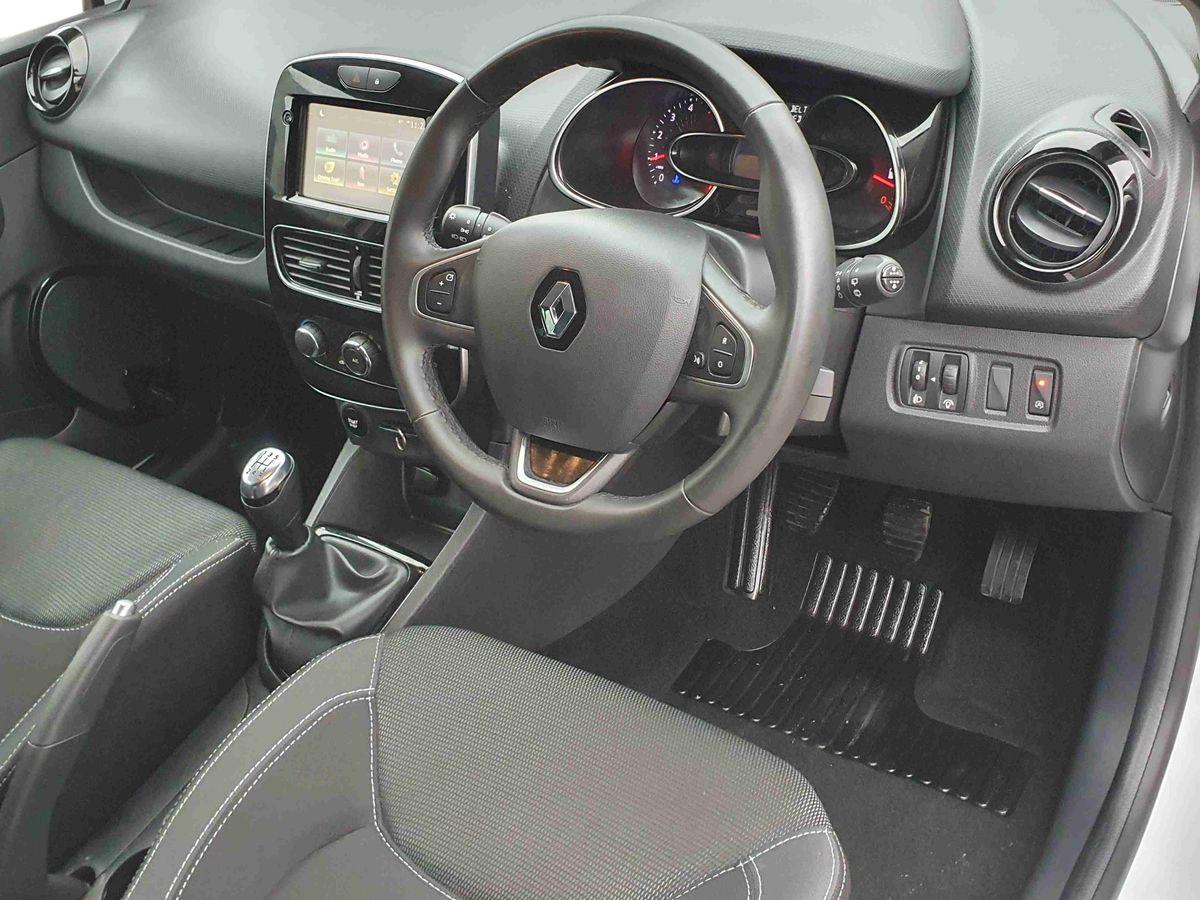 Used Renault Clio 2018 for sale - 77346802: Photo 10