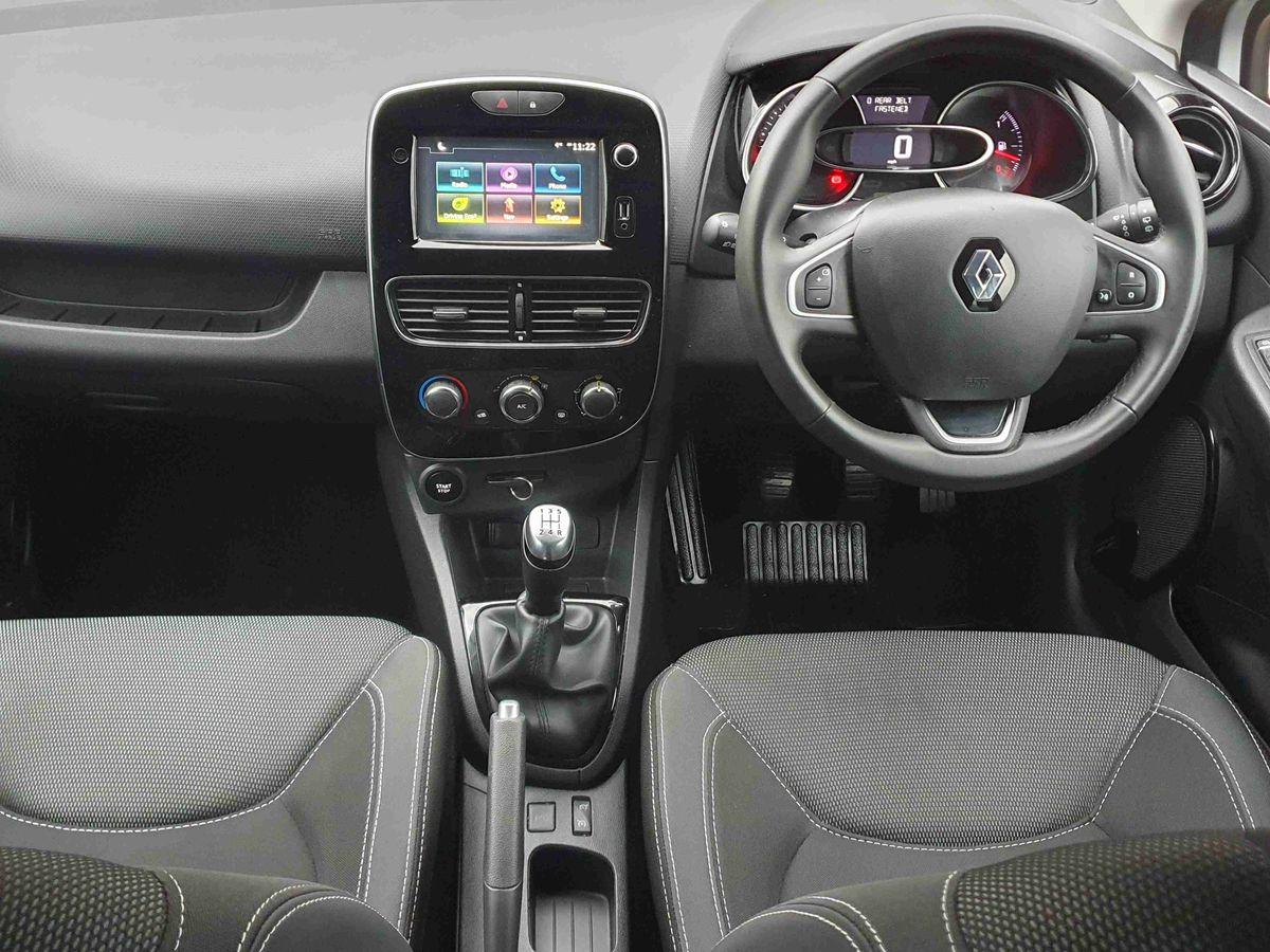 Used Renault Clio 2018 for sale - 77346802: Photo 11