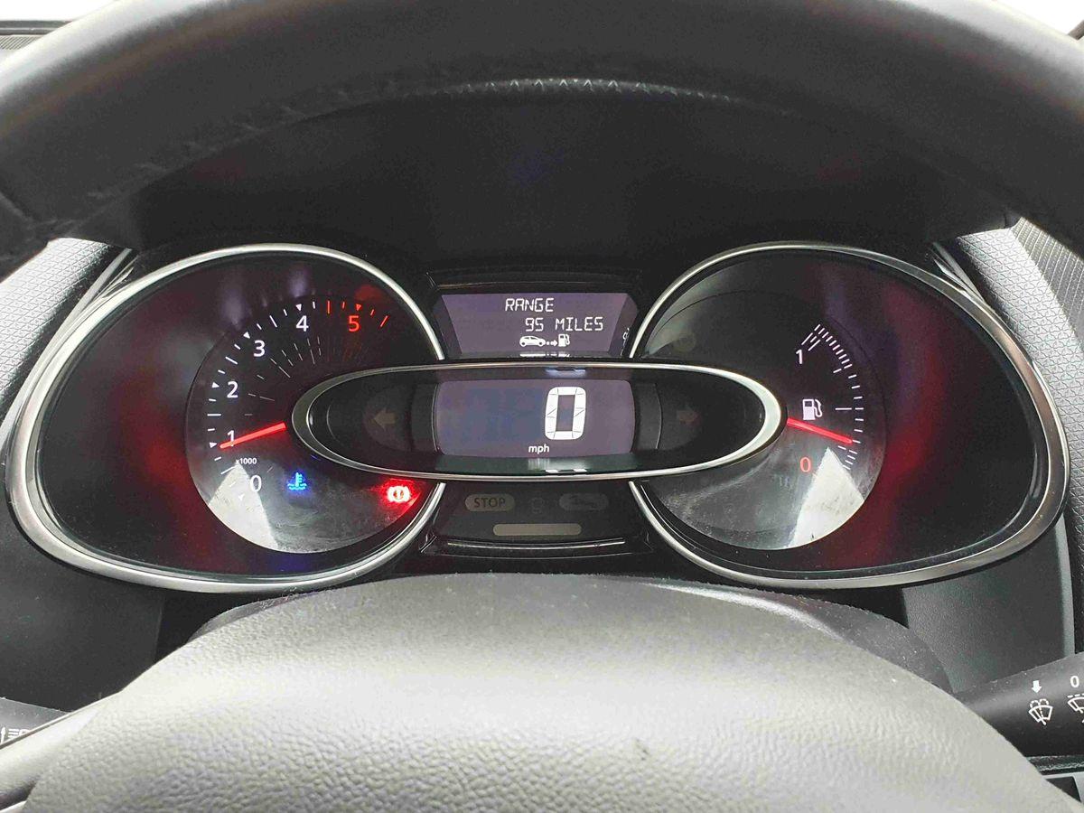 Used Renault Clio 2018 for sale - 77346802: Photo 14