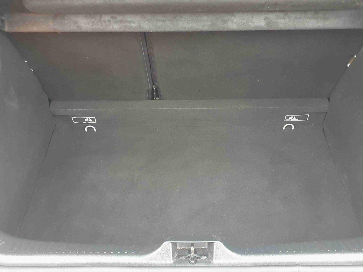 Used Renault Clio 2018 for sale - 77346802: Photo 18