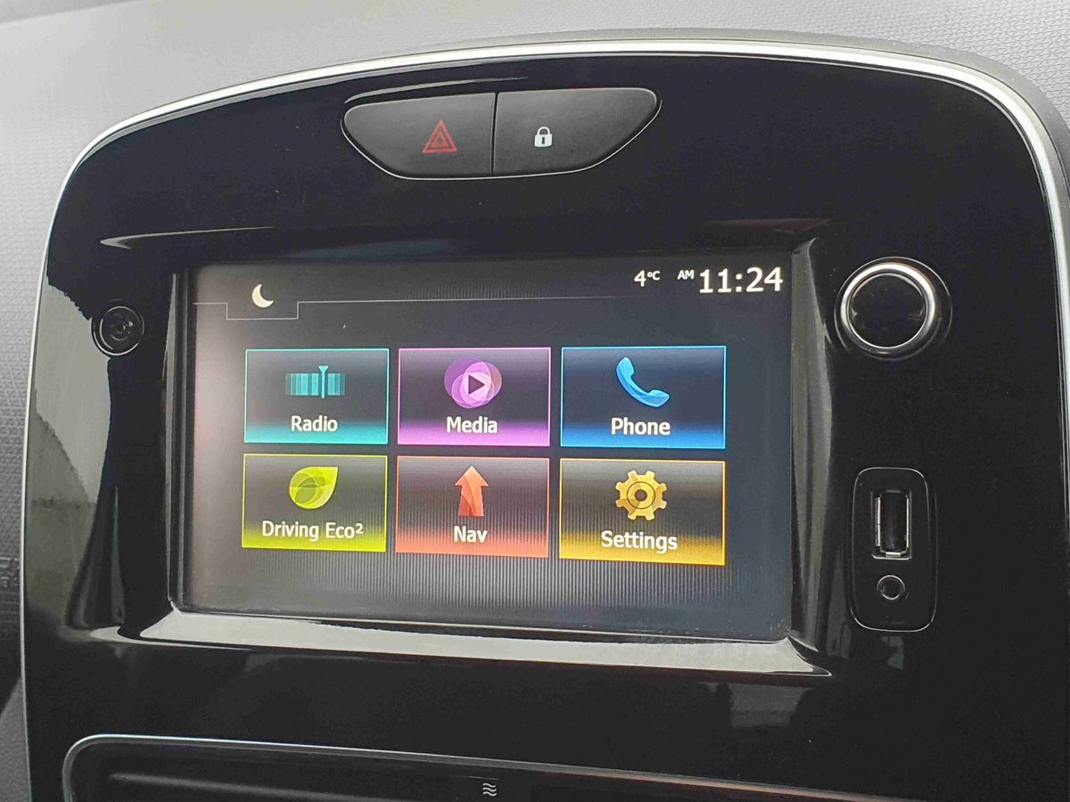 Used Renault Clio 2018 for sale - 77346802: Photo 19