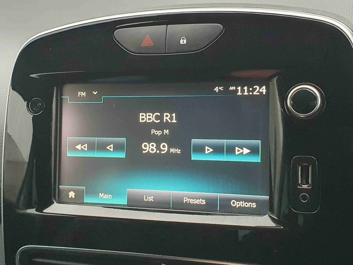 Used Renault Clio 2018 for sale - 77346802: Photo 20