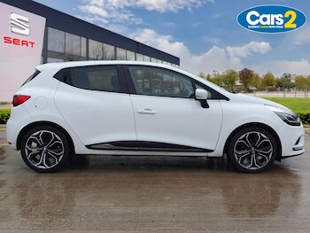 Used Renault Clio 2018 for sale - 77346802: Photo