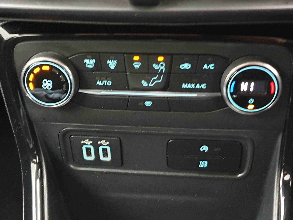 Used Ford Ecosport 2018 for sale - 77428195: Photo 26