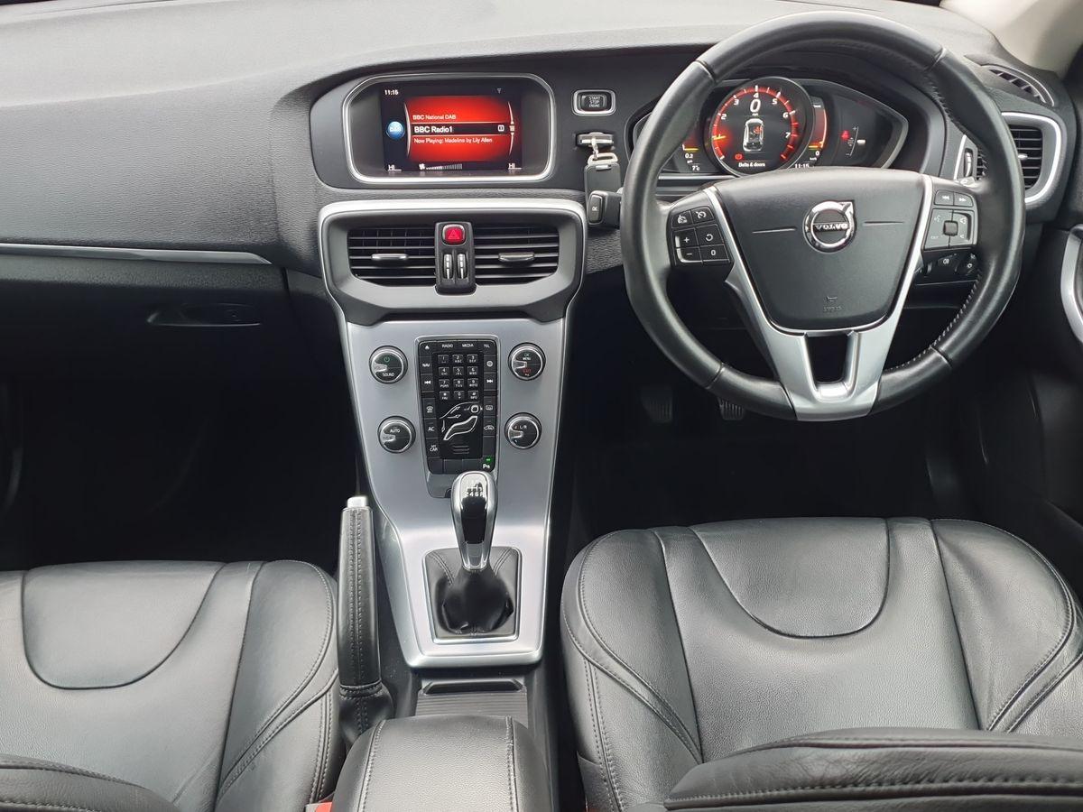 Used Volvo V40 2018 for sale - 76623427: Photo 11