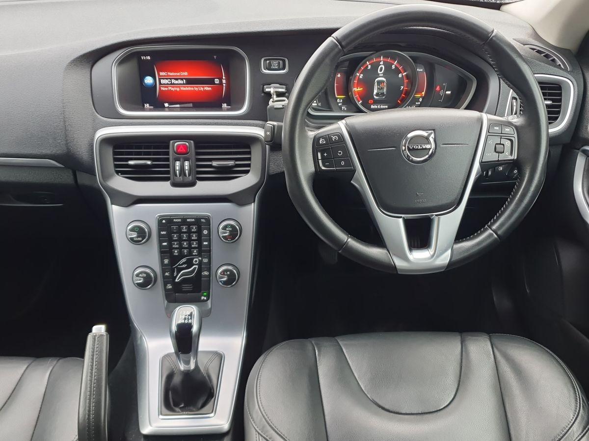 Used Volvo V40 2018 for sale - 76623427: Photo 12