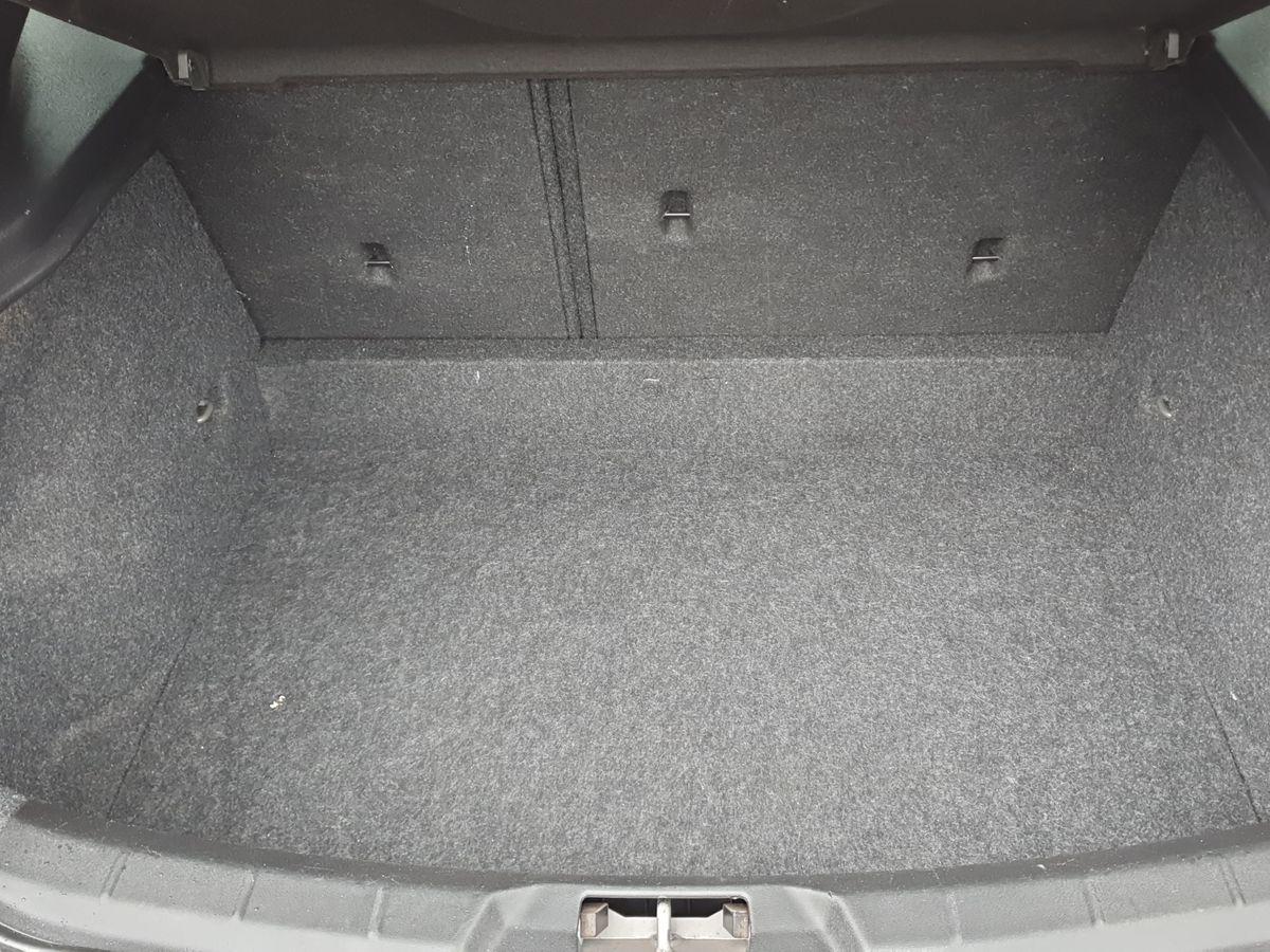 Used Volvo V40 2018 for sale - 76623427: Photo 18