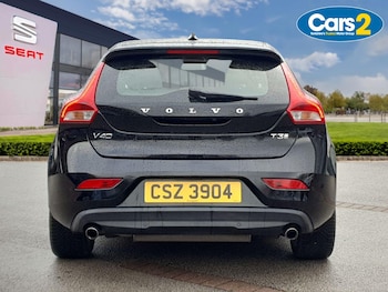 Used Volvo V40 2018 for sale - 76623427: Photo