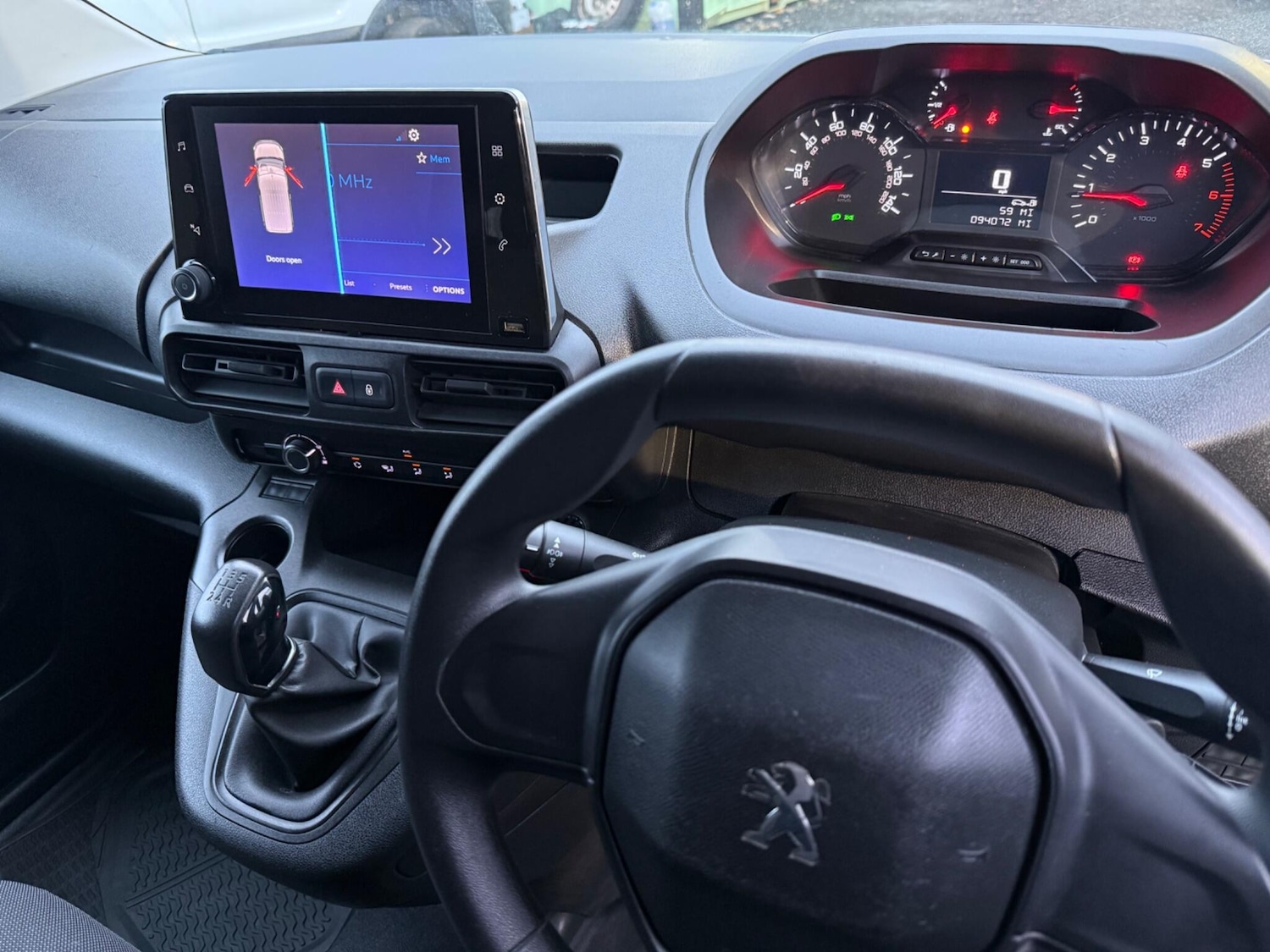 Used Peugeot Partner 2021 for sale - 77387029: Photo 22