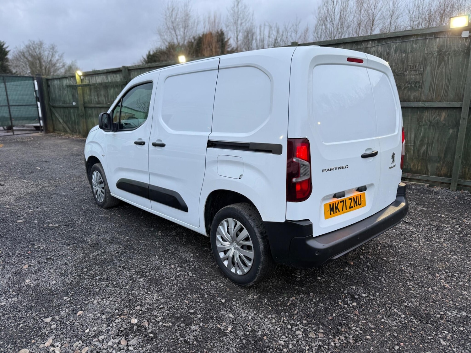 Used Peugeot Partner 2021 for sale - 77387029: Photo 7