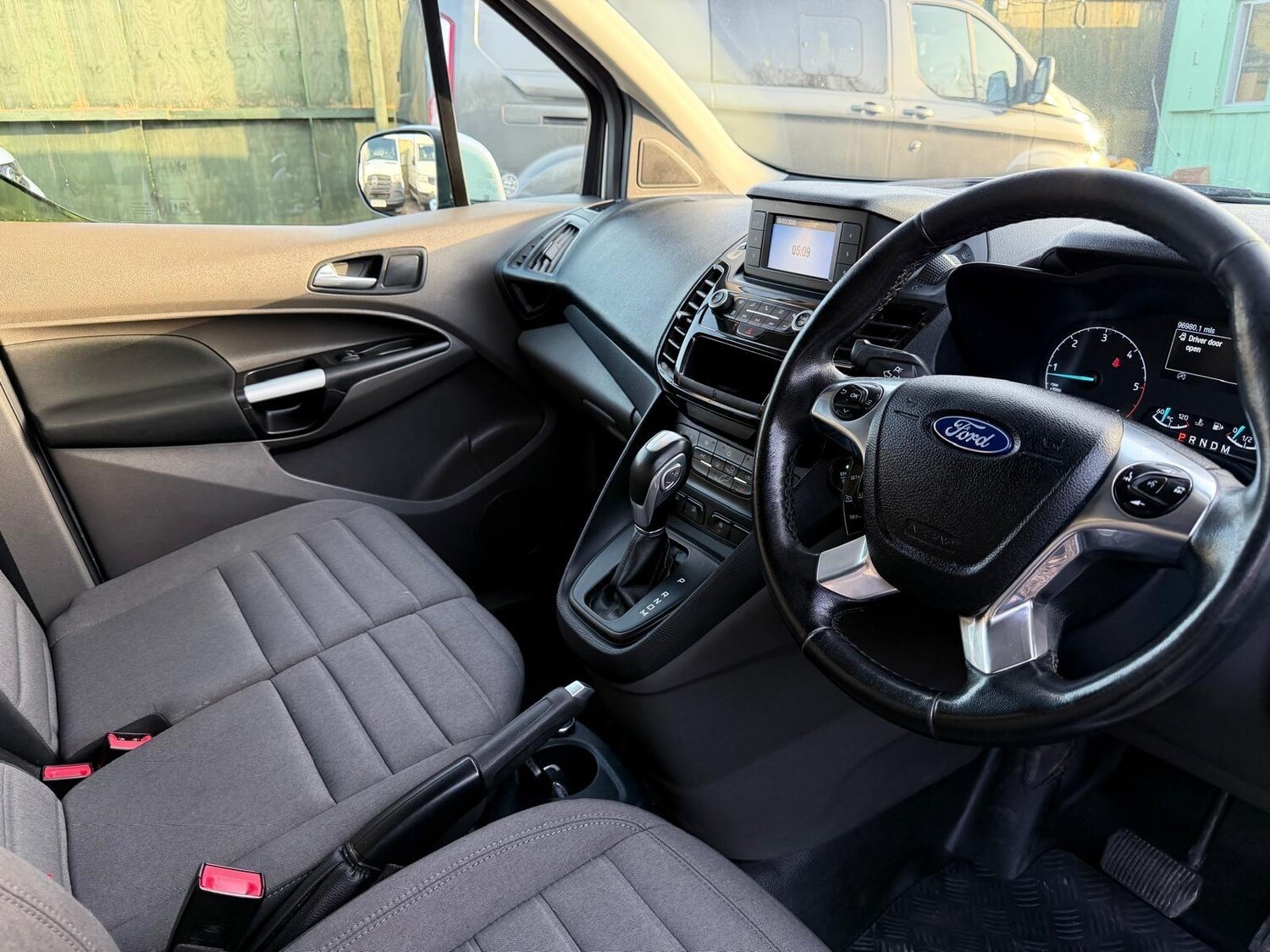 Used Ford Transit Connect 2019 for sale - 77683763: Photo 19
