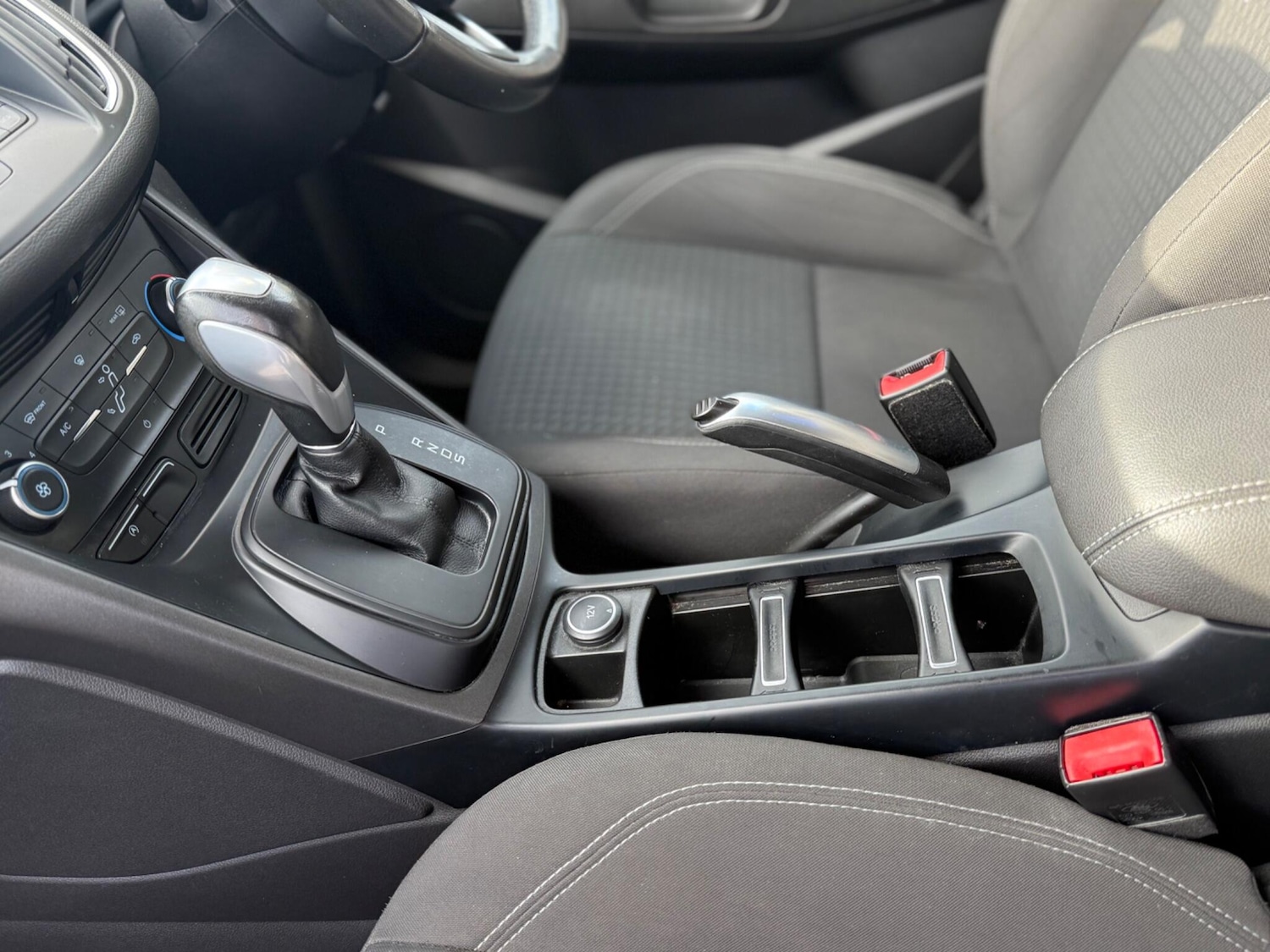 Used Ford C-Max 2016 for sale - 77292054: Photo 14