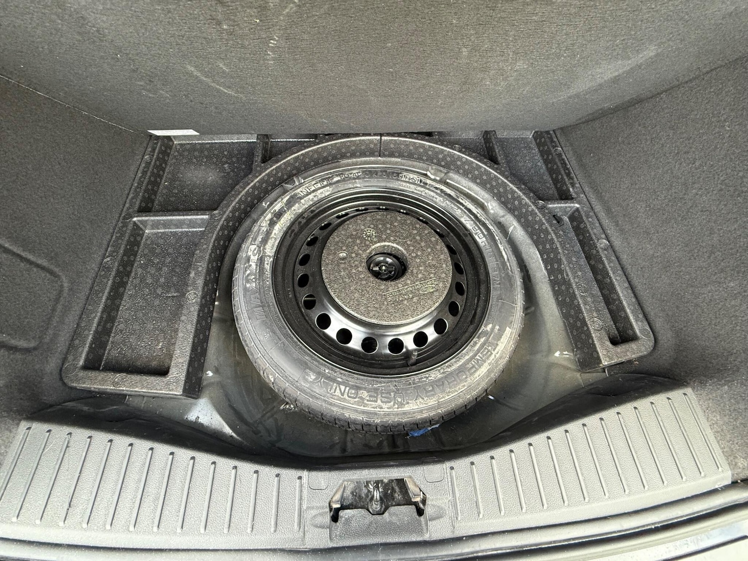 Used Ford C-Max 2016 for sale - 77248208: Photo 10