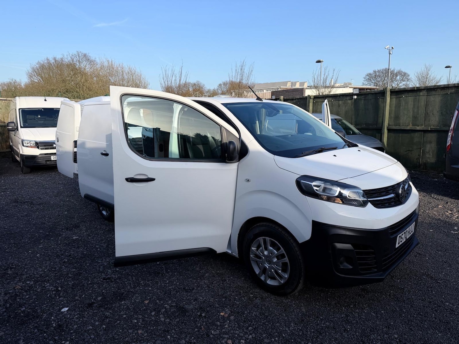 Used Vauxhall Vivaro for sale - 77671753: Photo 7