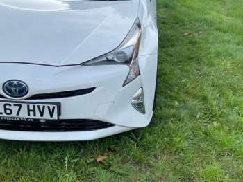 Used Toyota Prius 2017 for sale - 74080028: Photo