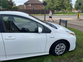 Used Toyota Prius 2017 for sale - 74080028: Photo
