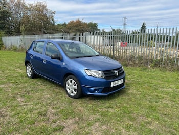 Used Dacia Sandero 2014 for sale - 79627864: Photo