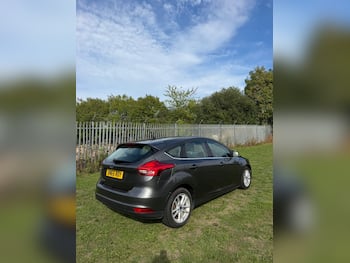 Used Ford Focus 2015 for sale - 79640656: Photo