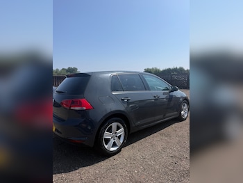 Used Volkswagen Golf 2015 for sale - 79174406: Photo
