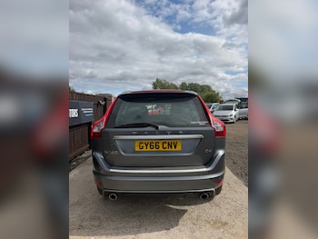 Used Volvo XC60 2016 for sale - 79460696: Photo