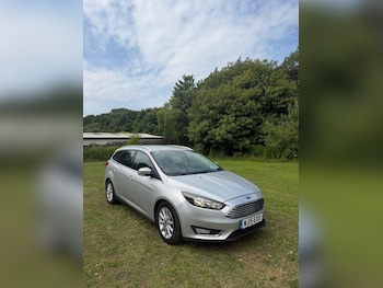 Used Ford Focus 2015 for sale - 79102010: Photo