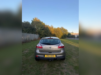 Used Renault Megane 2011 for sale - 79620680: Photo