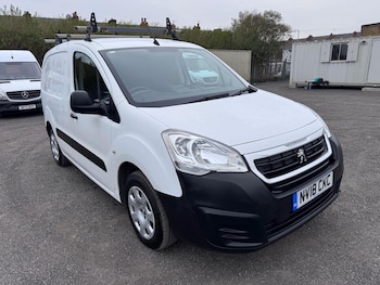 Used Peugeot Partner 2018 for sale - 75338169: Photo