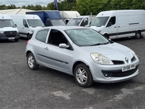 Used Renault Clio 2008 for sale - 77465103: Photo 2