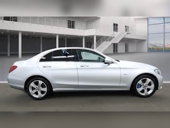 Used Mercedes-Benz C Class 2016 for sale - 76618756: Photo