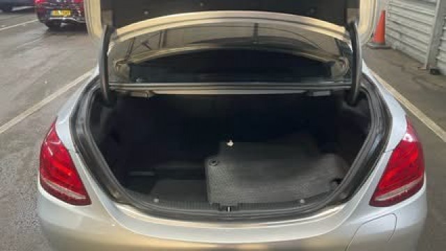 Used Mercedes-Benz C Class 2016 for sale - 76618756: Photo 9