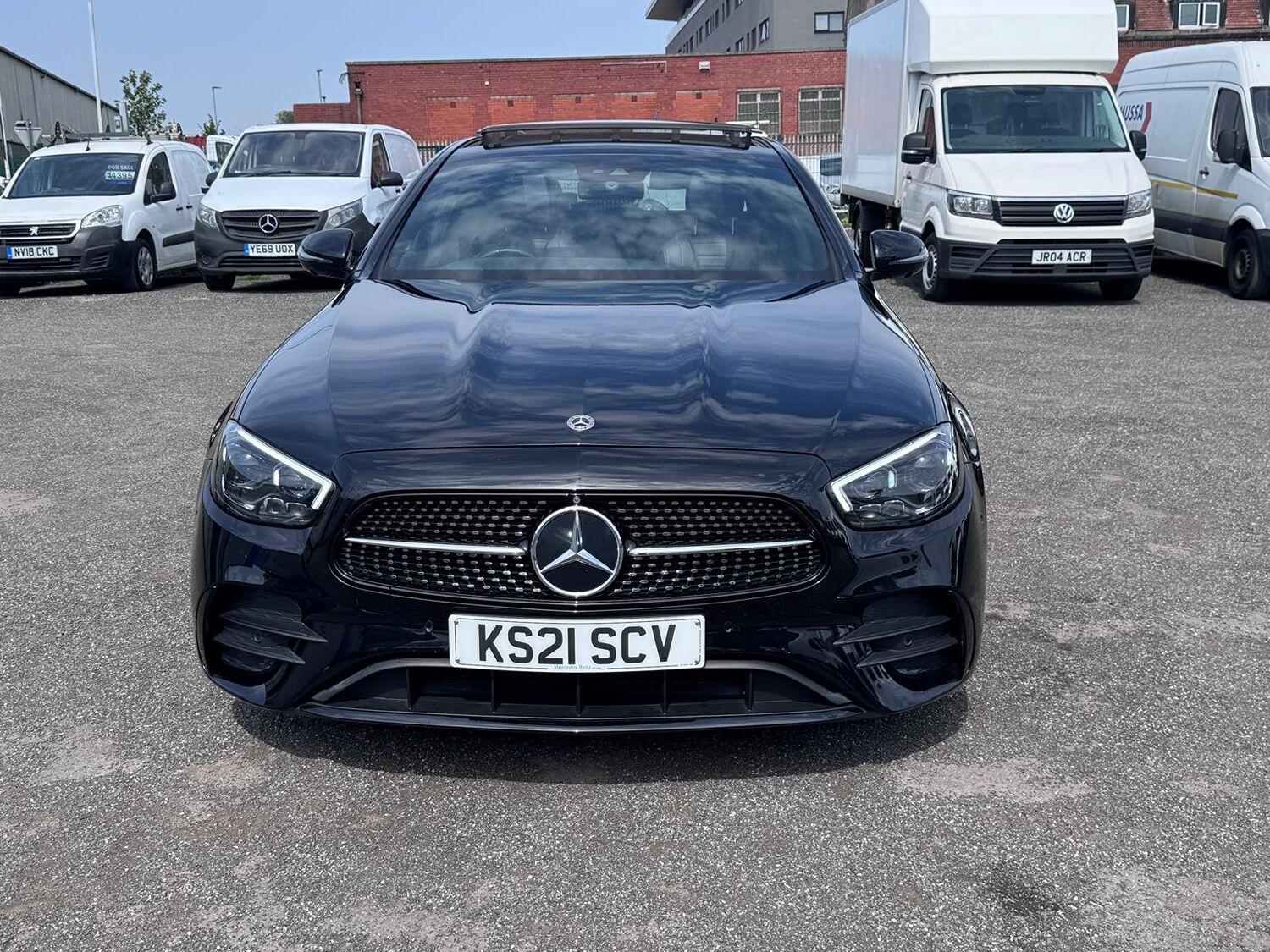 Used Mercedes-Benz E Class 2021 for sale - 77213397: Photo 2