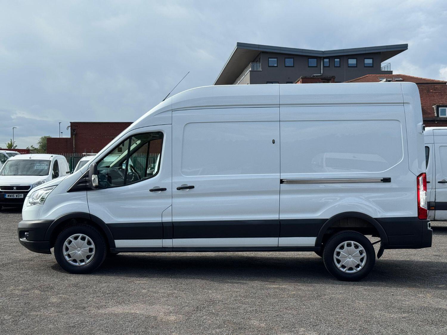 Used Ford Transit 2019 for sale - 76769352: Photo 2