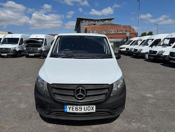 Used Mercedes-Benz Vito 2019 for sale - 77464816: Photo