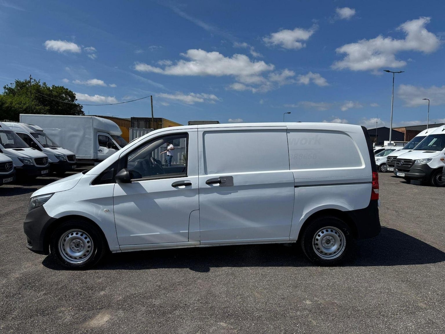 Used Mercedes-Benz Vito 2019 for sale - 77464816: Photo 3