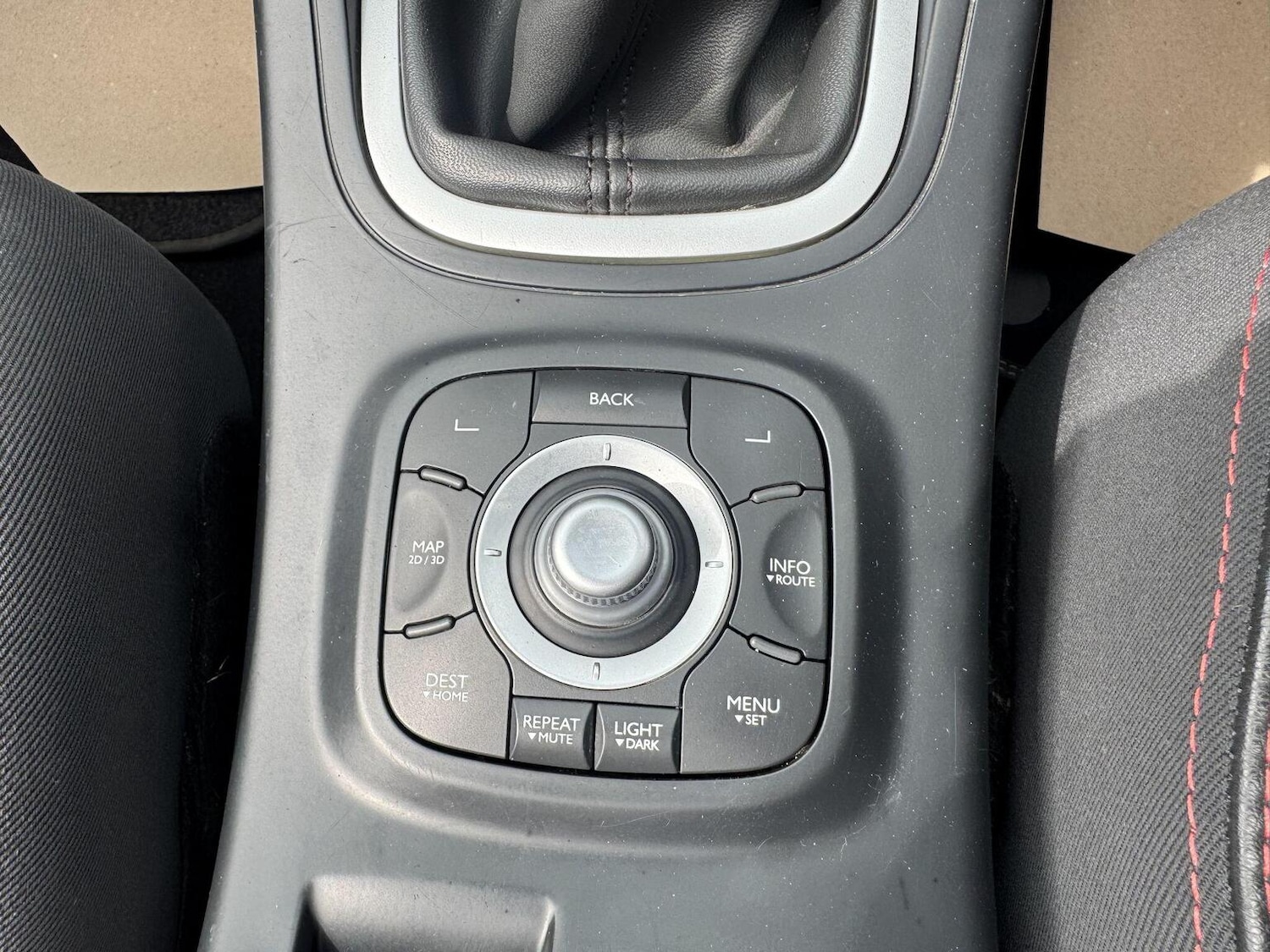 Used Renault Megane 2011 for sale - 78182881: Photo 26