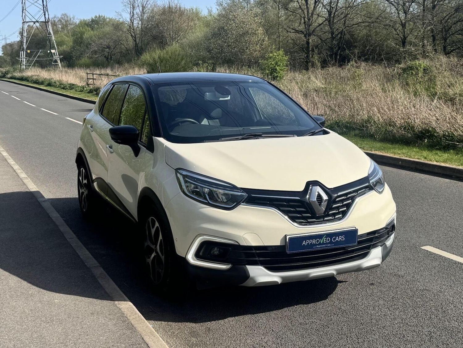 Used Renault Captur 2019 for sale - 78176110: Photo 2